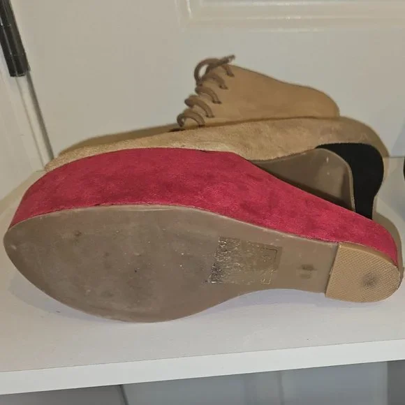 Dolce Vita 8 Bootie - Picture 3 of 12